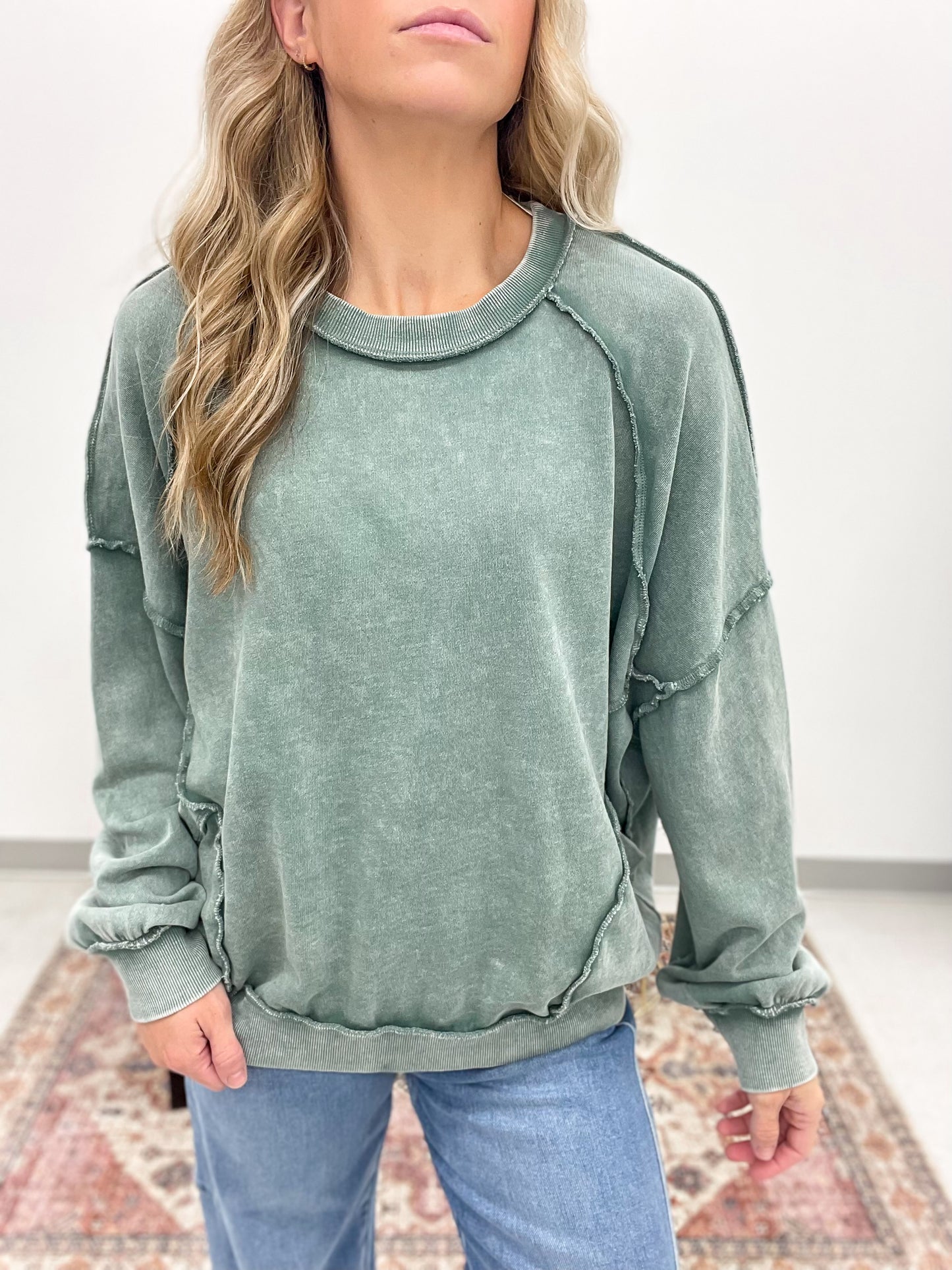 Never Distant Mineral Wash Pullover Juniper Green