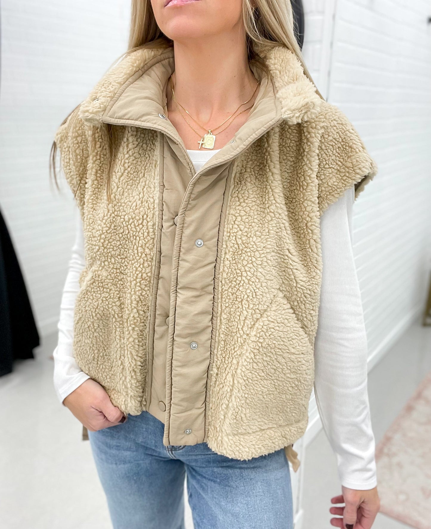 Gone Too Fast Sherpa Vest Tie-Up Side Detail Tan