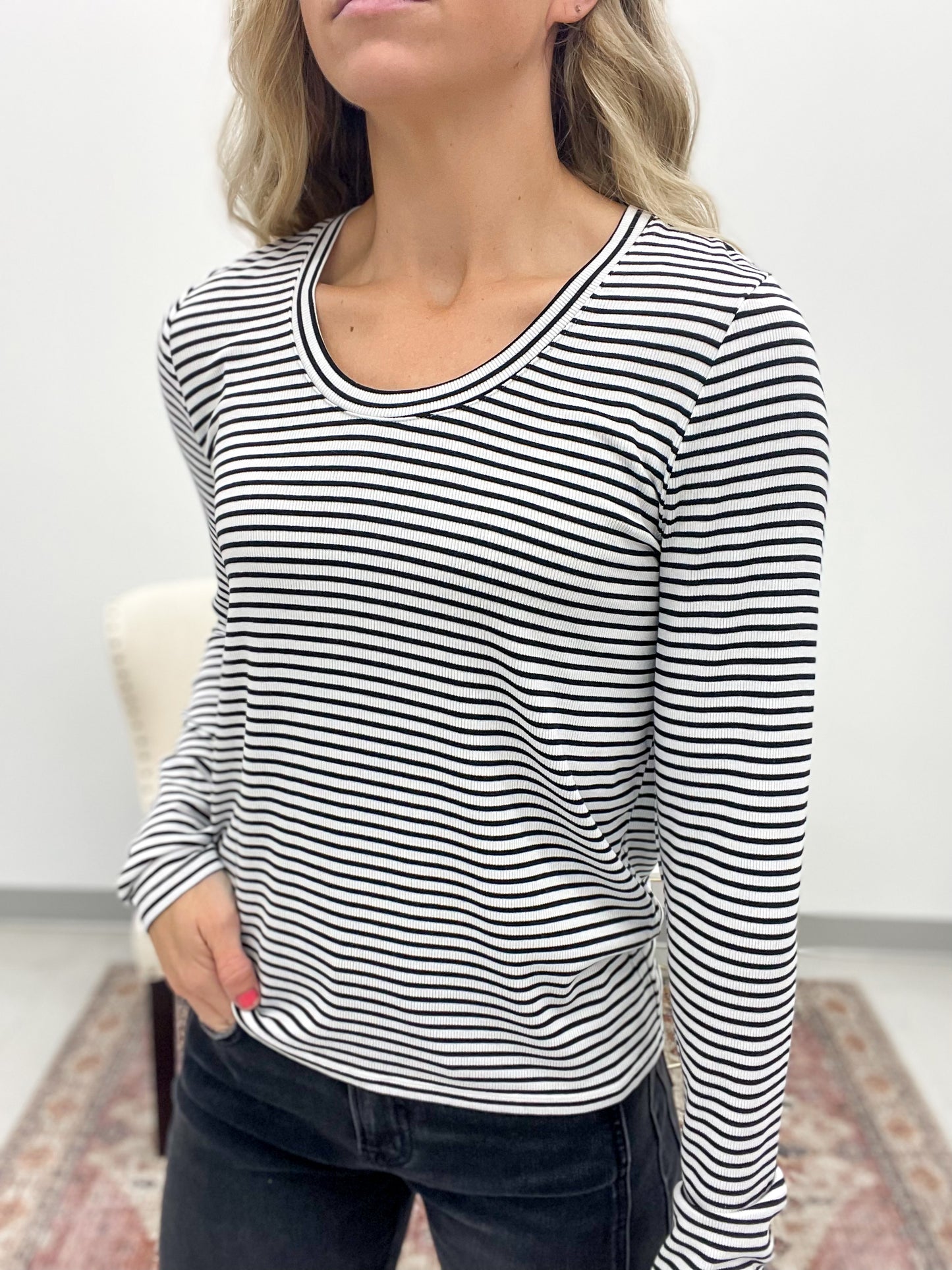 The Lauren Ribbed Top White Black Stripe