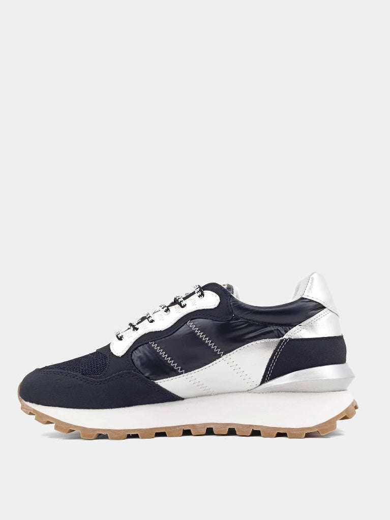 The Phoebe Black Sneakers
