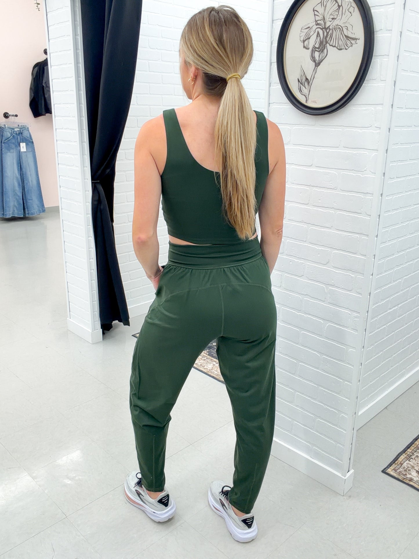 Goal Getter Athletic Tank And Barrel Joggers Forest Green