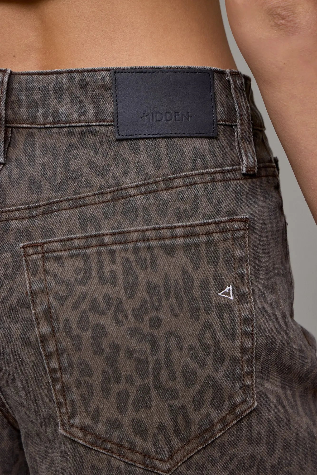 Hidden Logan Brown Cheetah Denim Shorts