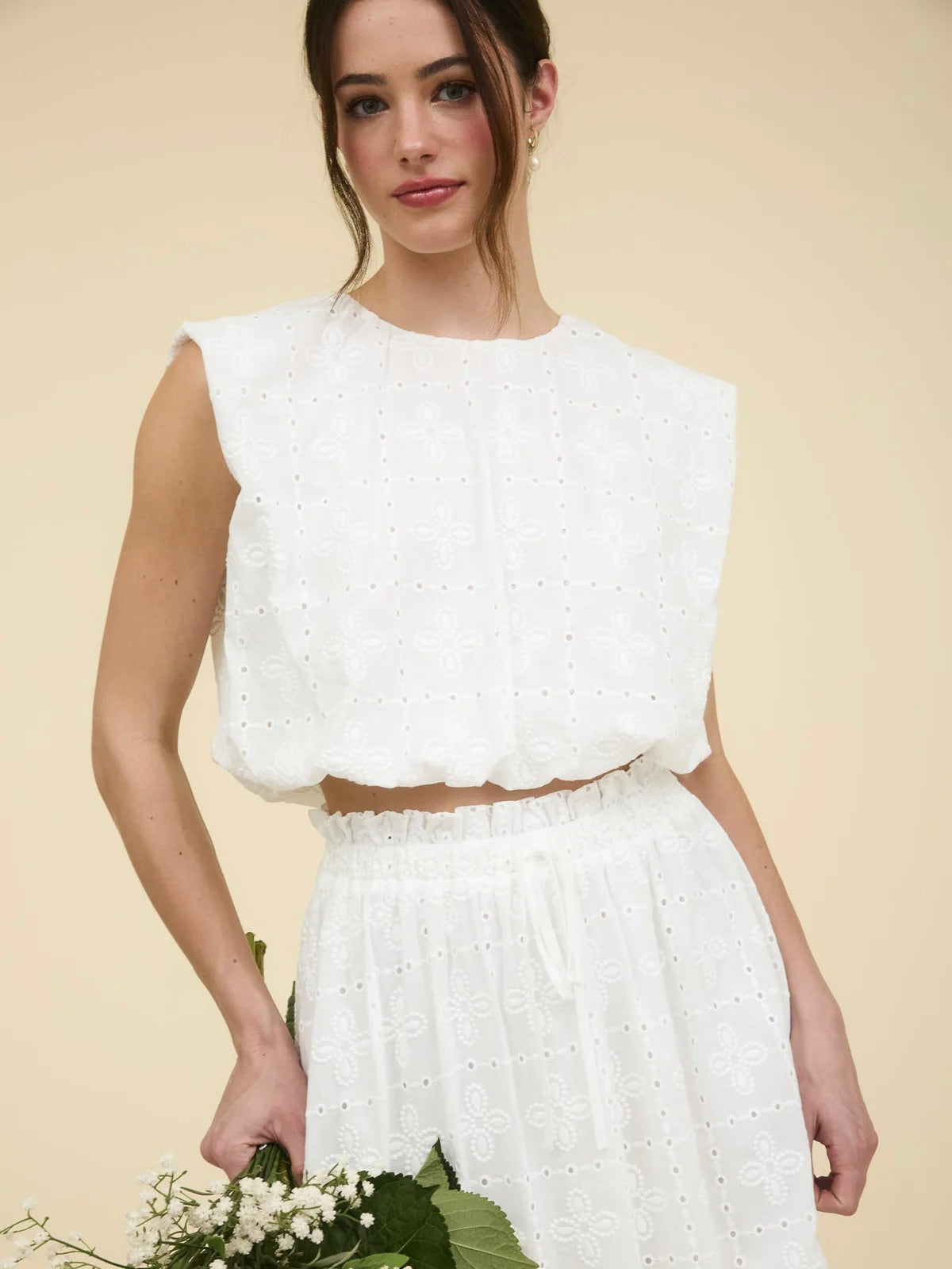Evermore Eyelet Balloon Hem Blouse White