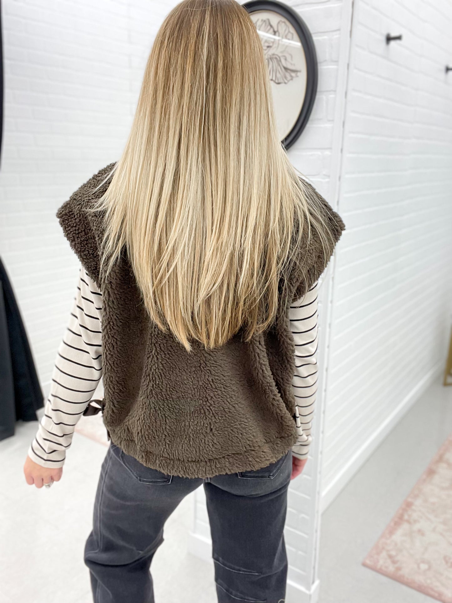 Gone Too Fast Sherpa Vest Tie-Up Side Detail Chocolate