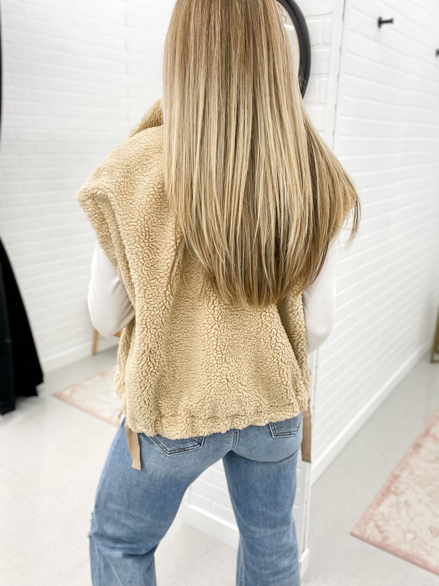 Gone Too Fast Sherpa Vest Tie-Up Side Detail Tan