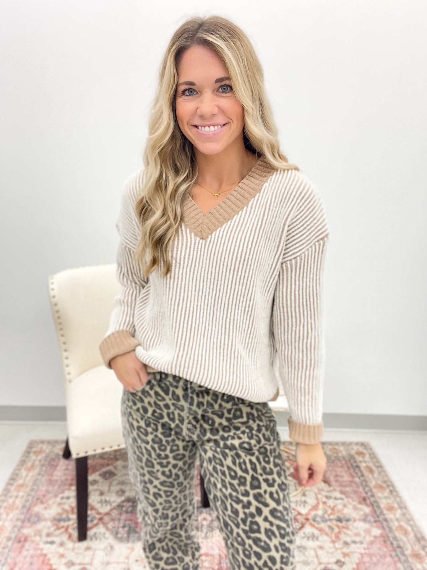 Quick Break Two Tone Chenille V-Neck Sweater Toffee