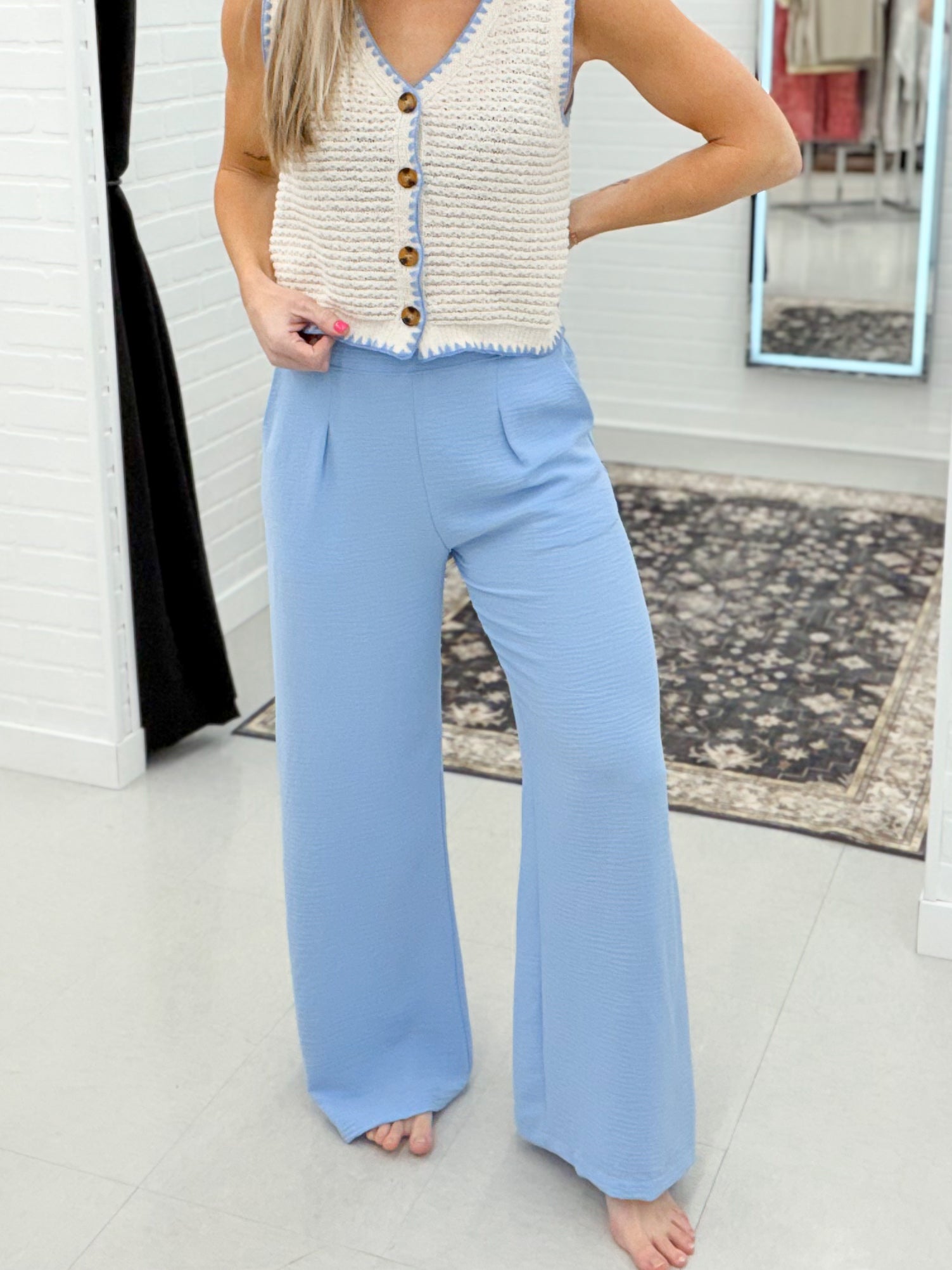 Here Now Flowy Dress Pants Blue Large Large