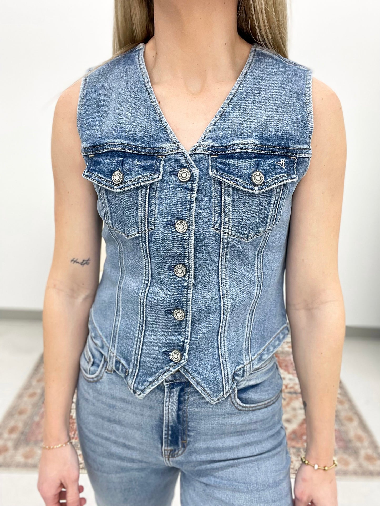 Hidden Denim Vest Medium Wash