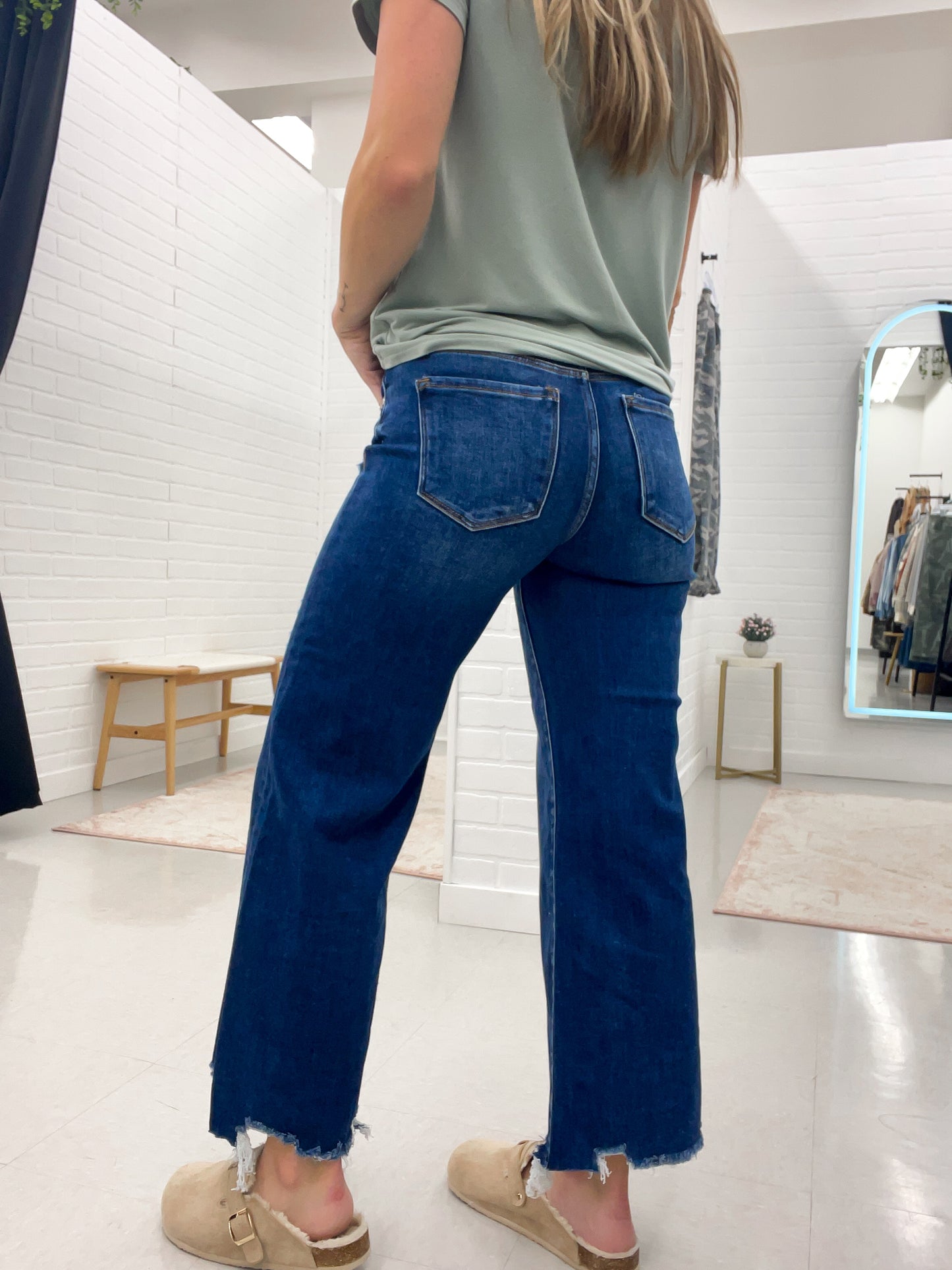 The Stacy High Rise Crop Wide Leg Jeans Dark Wash