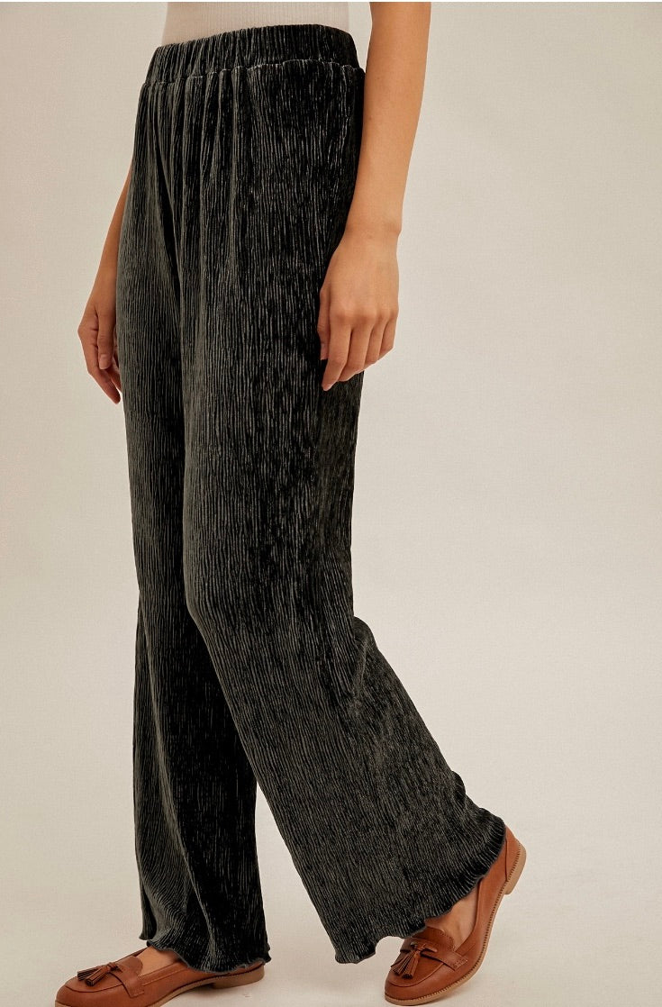 Seasons Bring Crinkle Velvet Pants Winter Spruce Large