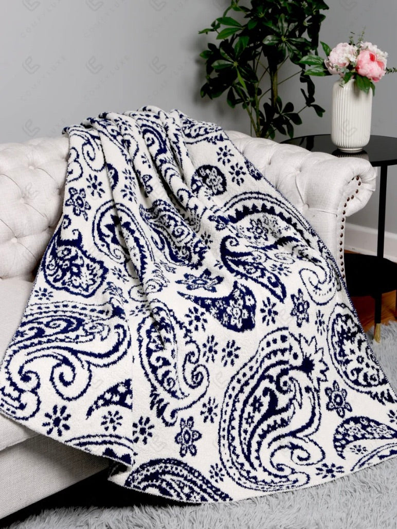 ComfyLuxe Paisley Pattern Blanket Navy/Off White