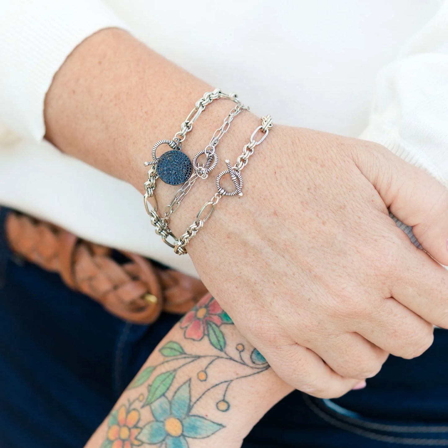 Delicate Vintage Link Toggle Bracelet