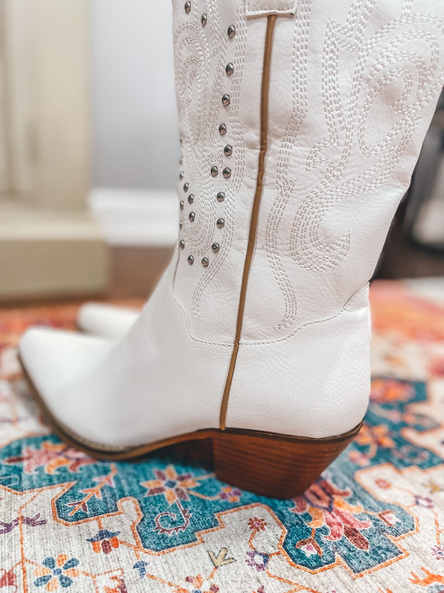 The Lainey Stud Detail Western Boots White