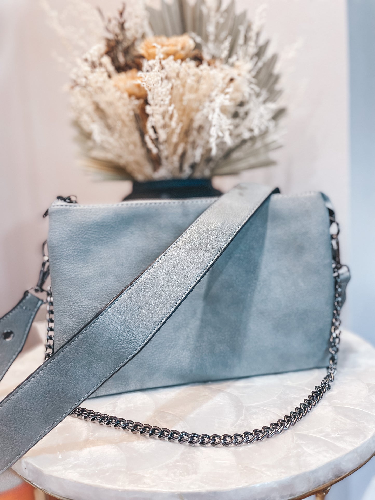 The Izzy Chain Strap Crossbody Earth Gray