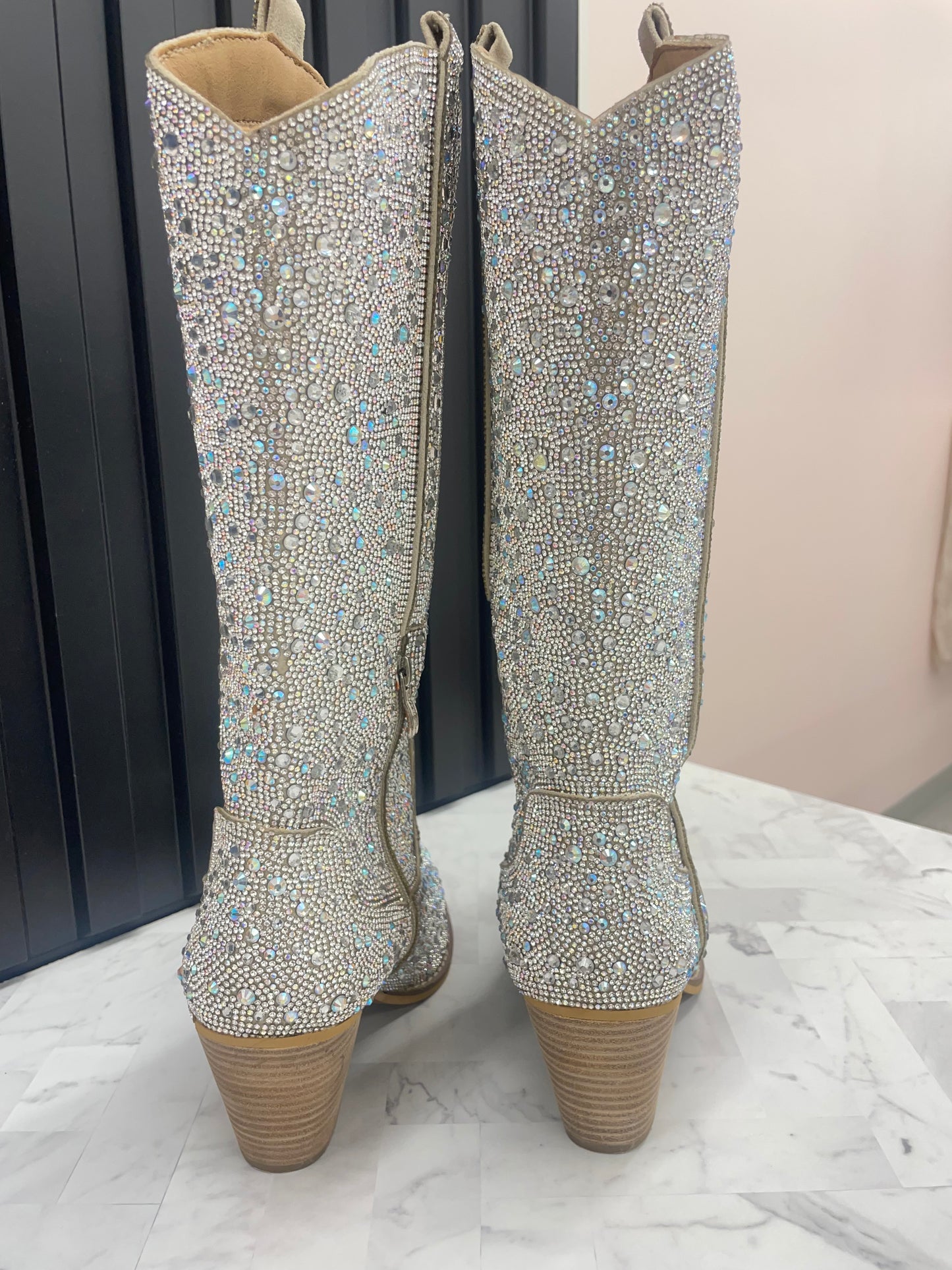 Alice On Broadway Silver Rhinestone Western Boots