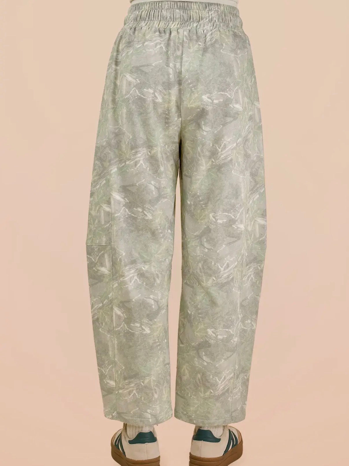 Backroads Home Camouflage Barrel French Terry Knit Pants Olive