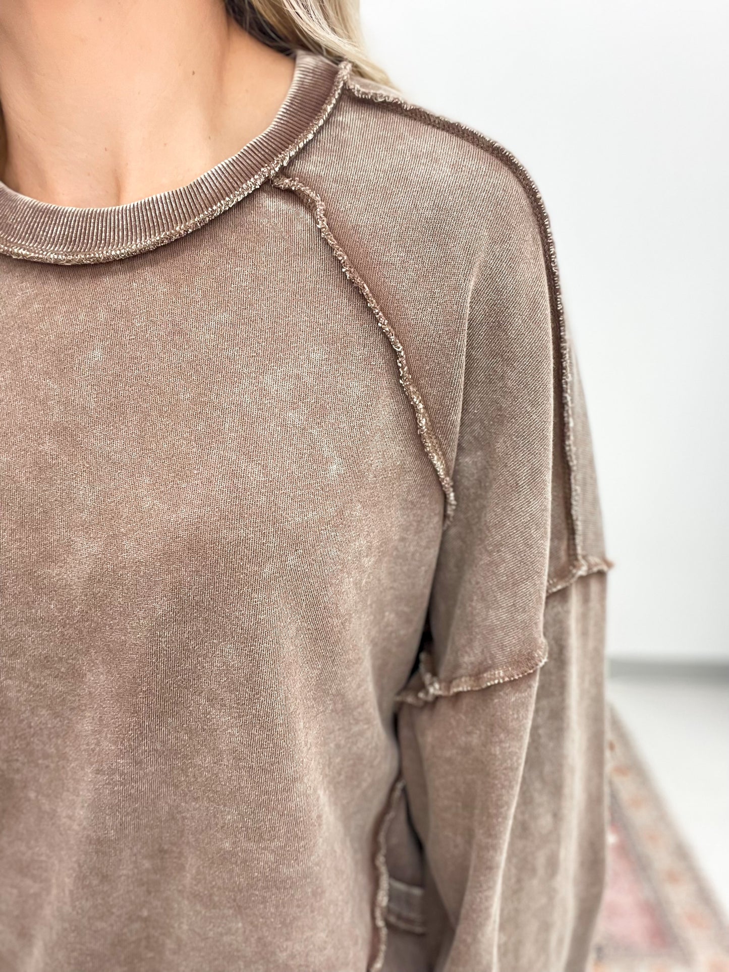 Never Distant Mineral Wash Pullover Cocoa