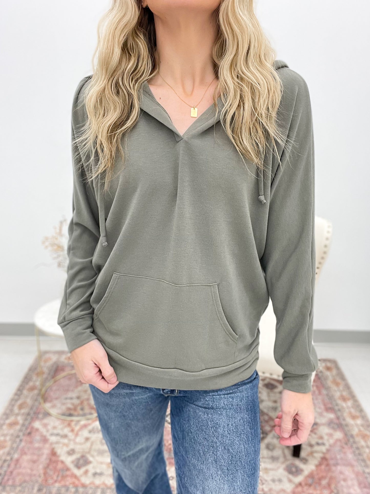 Easy Does V-Neck Hooded Top Olive