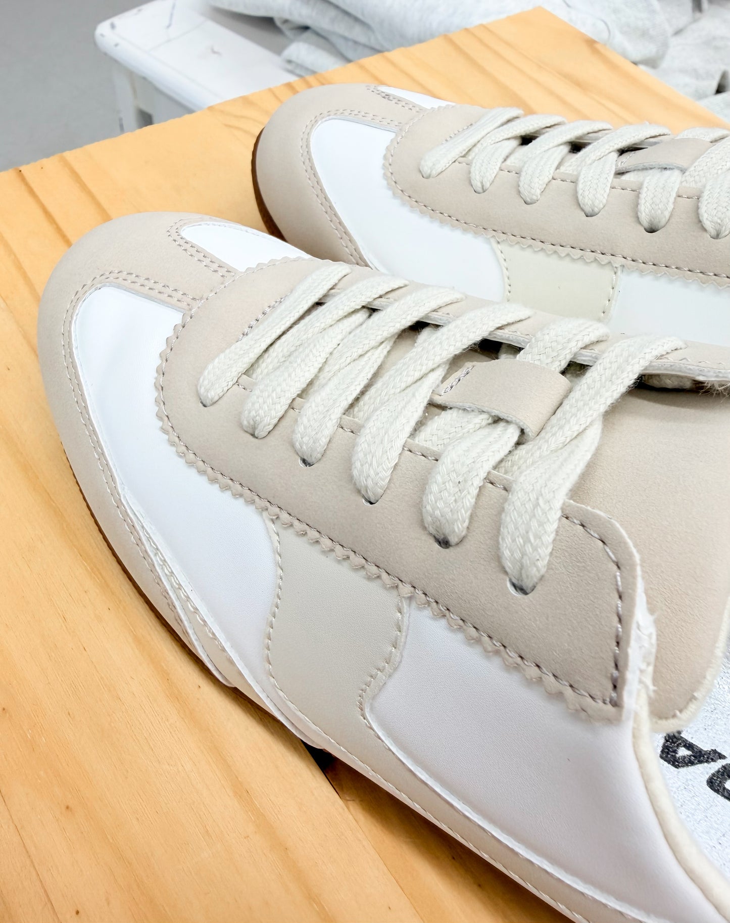 Mackay Slip On Sneakers Light Beige