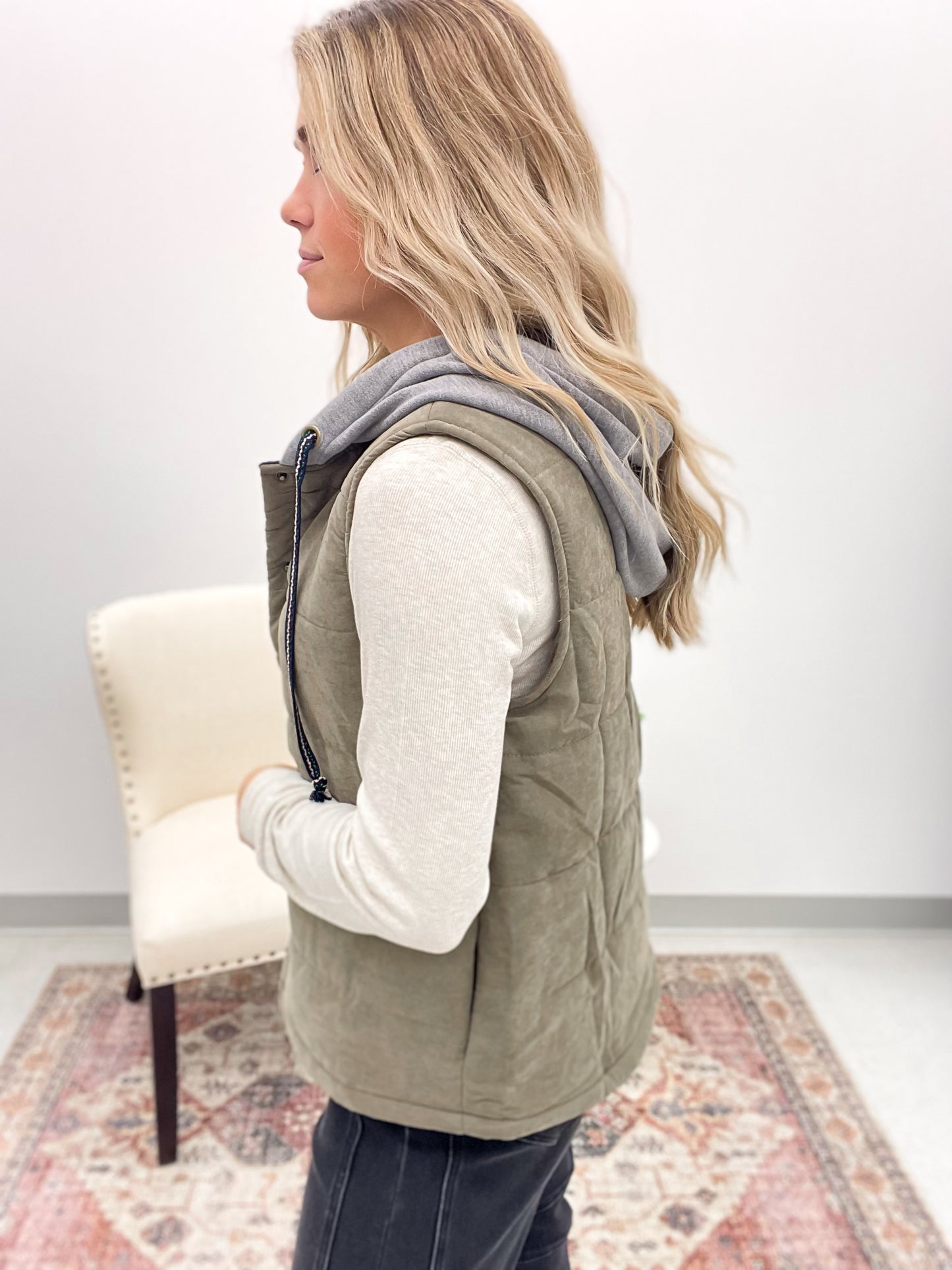 Miles Ahead Hooded Puffer Vest Olive