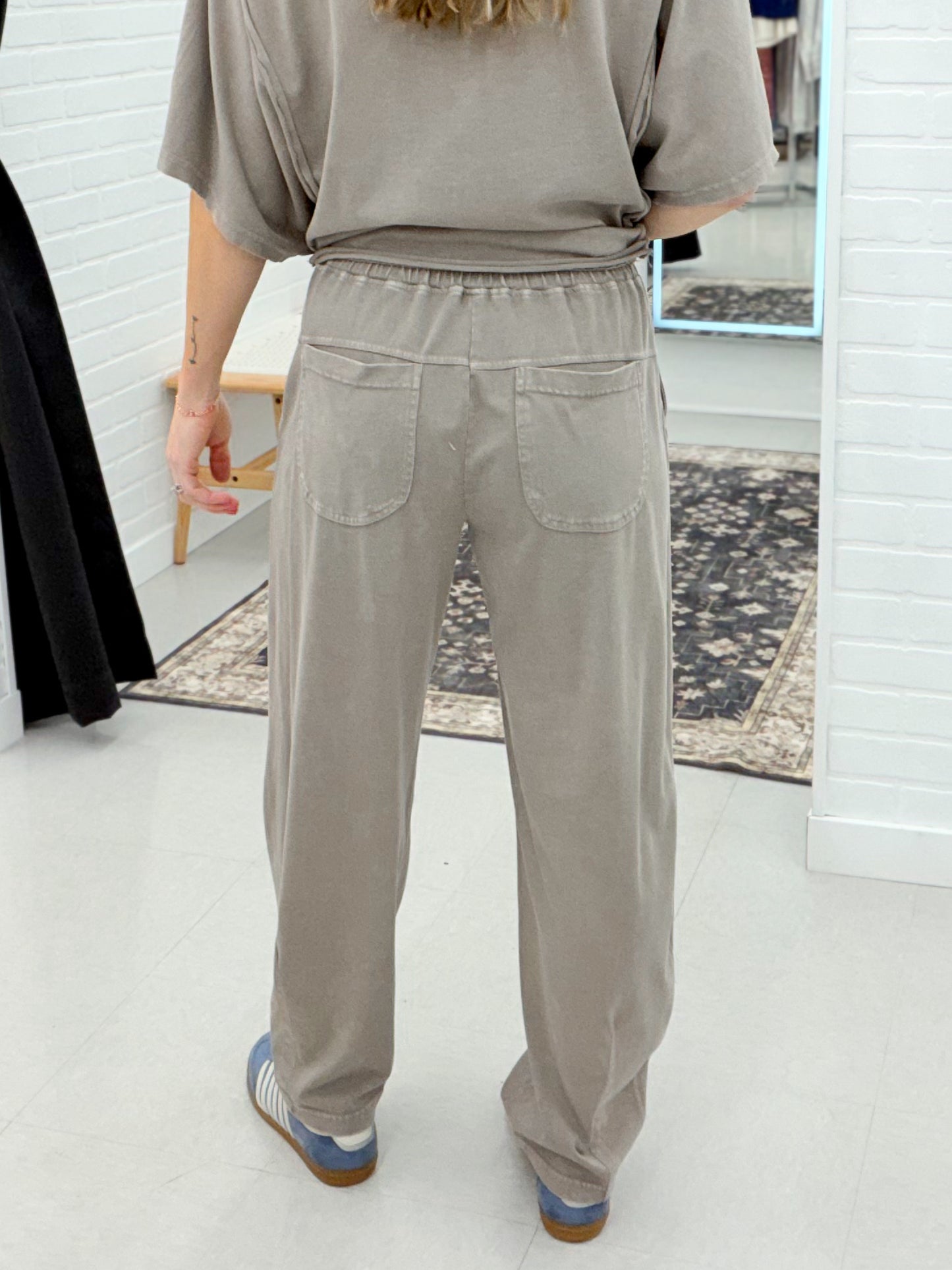 Last Shot Washed Cotton Top And Barrel Pants Set Mocha