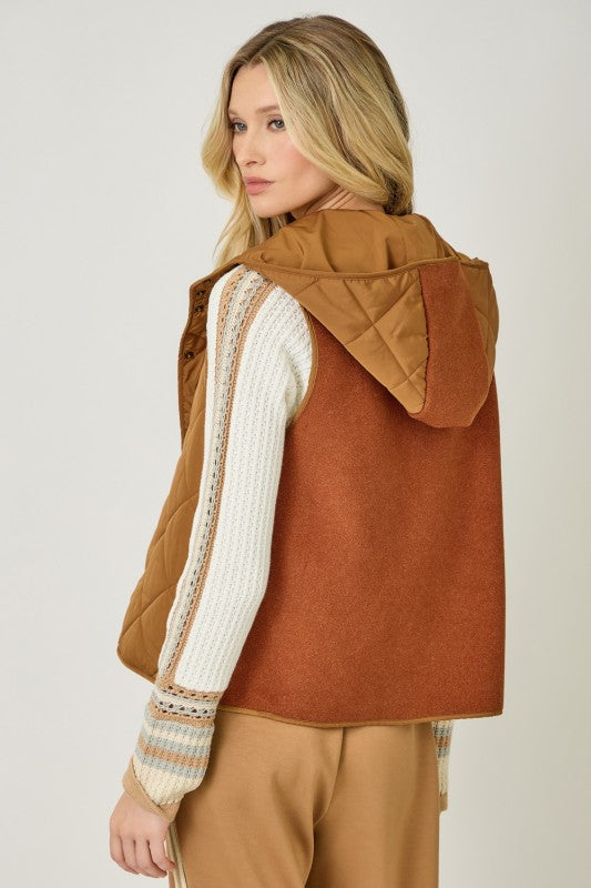 Time Tells Quilted Hooded Puffer Vest Spicy Latte