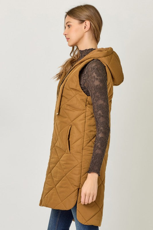 This Way Quilted Puffer Long Hooded Vest Spicy Latte