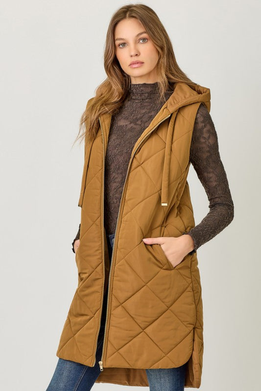 This Way Quilted Puffer Long Hooded Vest Spicy Latte