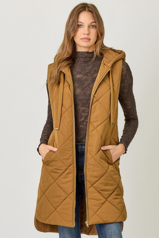 This Way Quilted Puffer Long Hooded Vest Spicy Latte