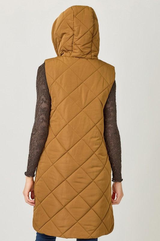 This Way Quilted Puffer Long Hooded Vest Spicy Latte
