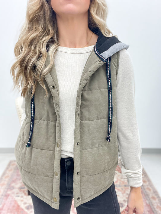 Miles Ahead Hooded Puffer Vest Olive
