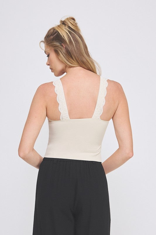 Lainey Scallop Edge Lace Padded Bralette Cream