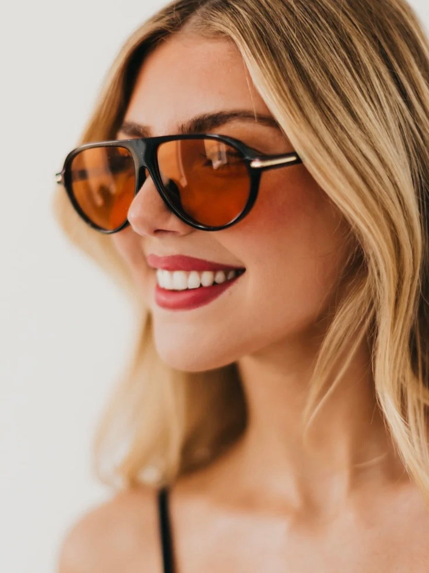 Retro Oval Flat Aviator Sunglasses Black/Amber