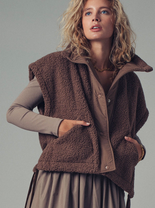 Gone Too Fast Sherpa Vest Tie-Up Side Detail Chocolate
