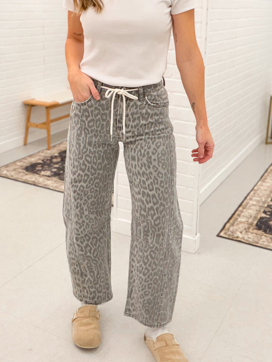 The Kate Gray Wash High Rise Leopard Barrel Jeans