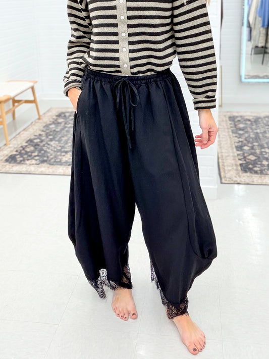 Her Song Flowy Balloon Leg Pants With Lace Trim Black