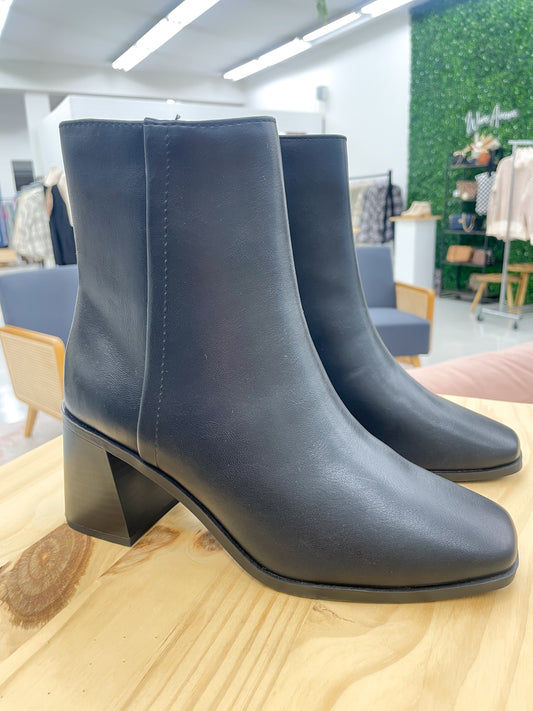 The Charlie Boots Black