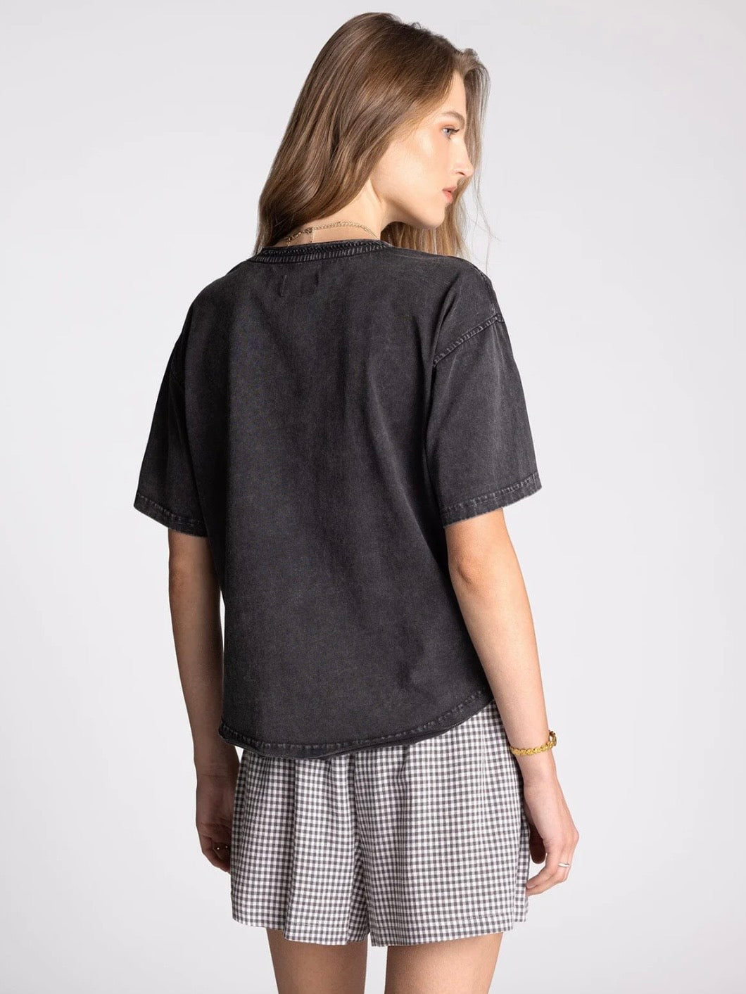 The Ismeria Tee Washed Black