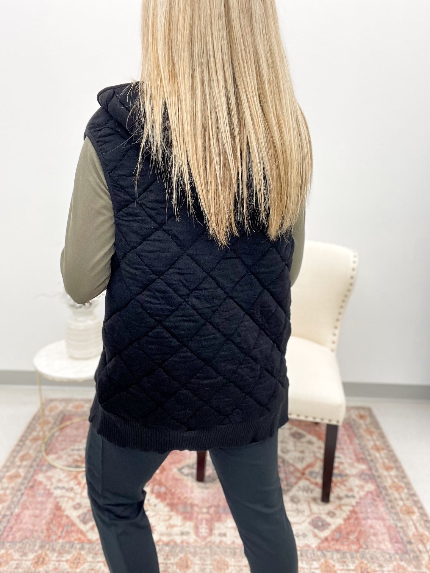 Still Can Oversized Quilted Longline Hooded Vest Black