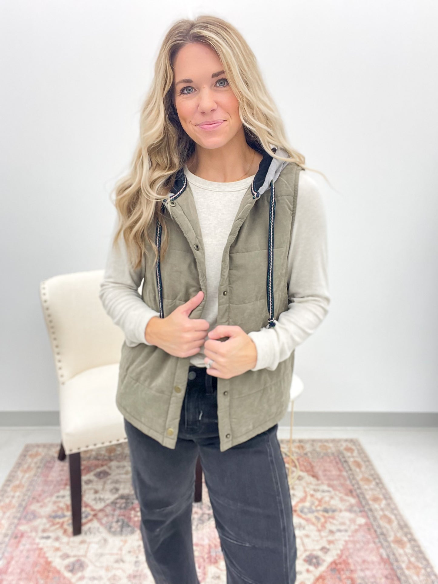 Miles Ahead Hooded Puffer Vest Olive