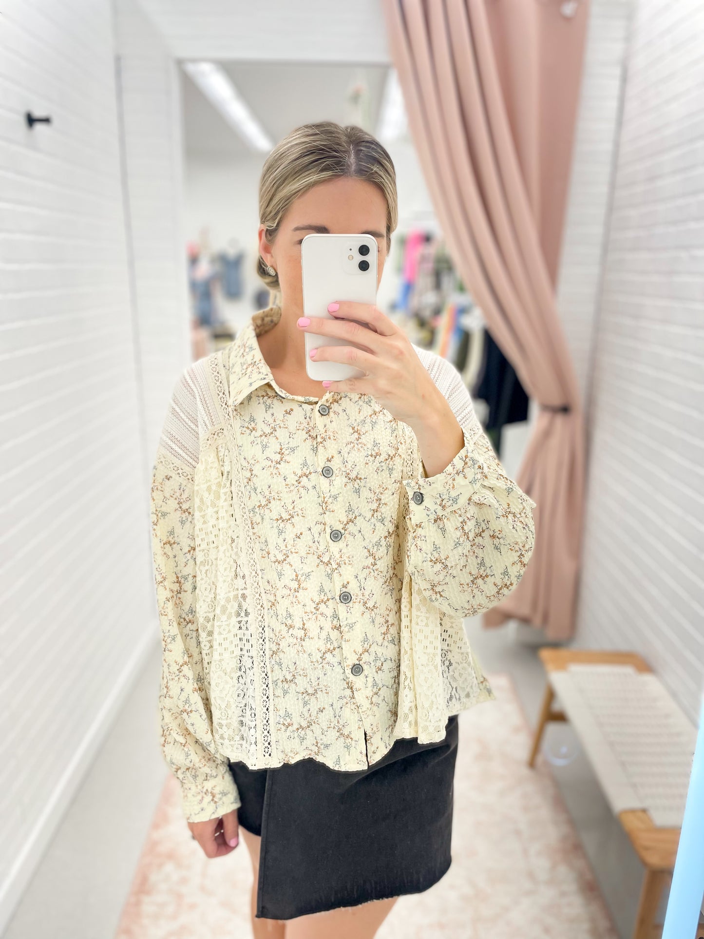 Magnolia Floral Blouse Natural