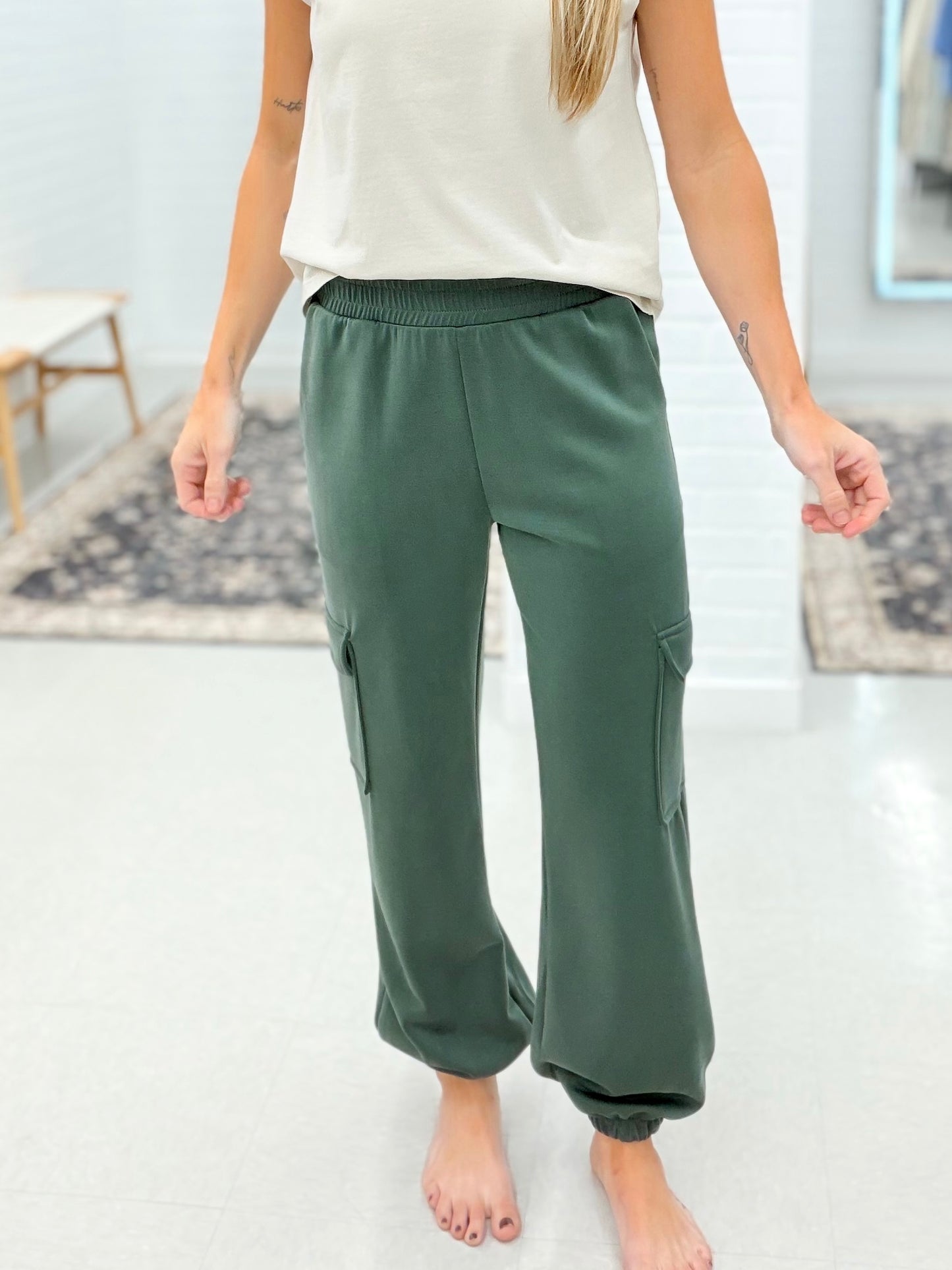 Stay True Butter Soft Pocket Detail Joggers Hunter Green