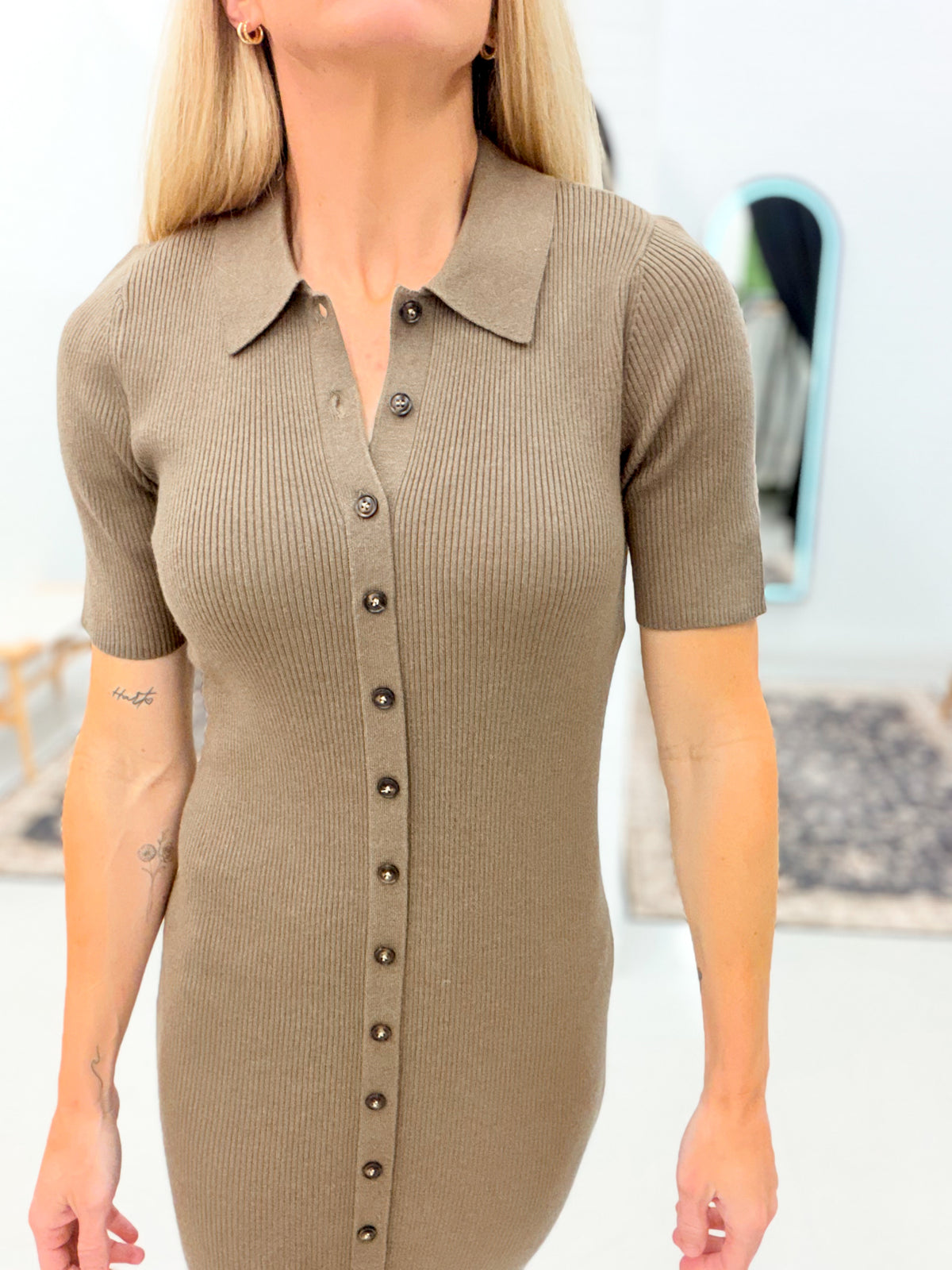 The Artesia Dress Dark Taupe