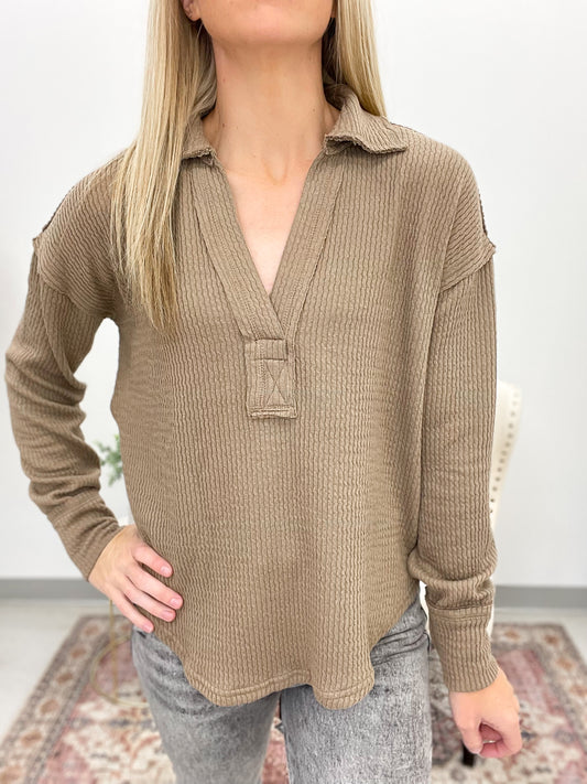 Best Day Split Neck Ribbed Top Light Mocha