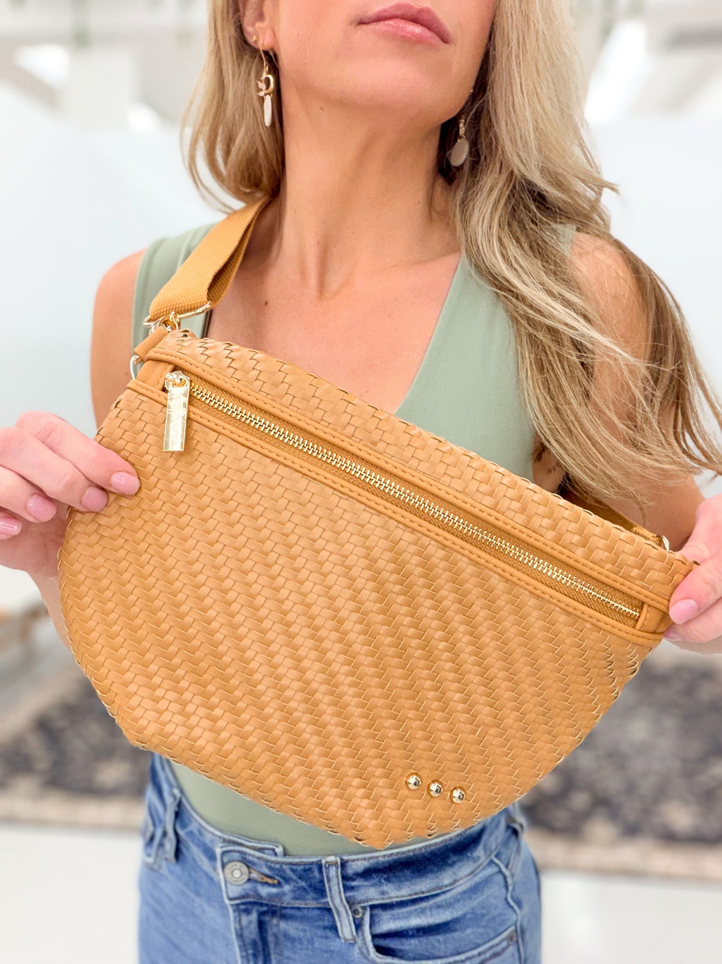 The Westlyn Diagonal Woven Bag Brown