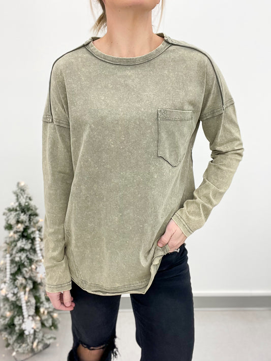 True Self Washed Pocket Long Sleeve Tee Olive