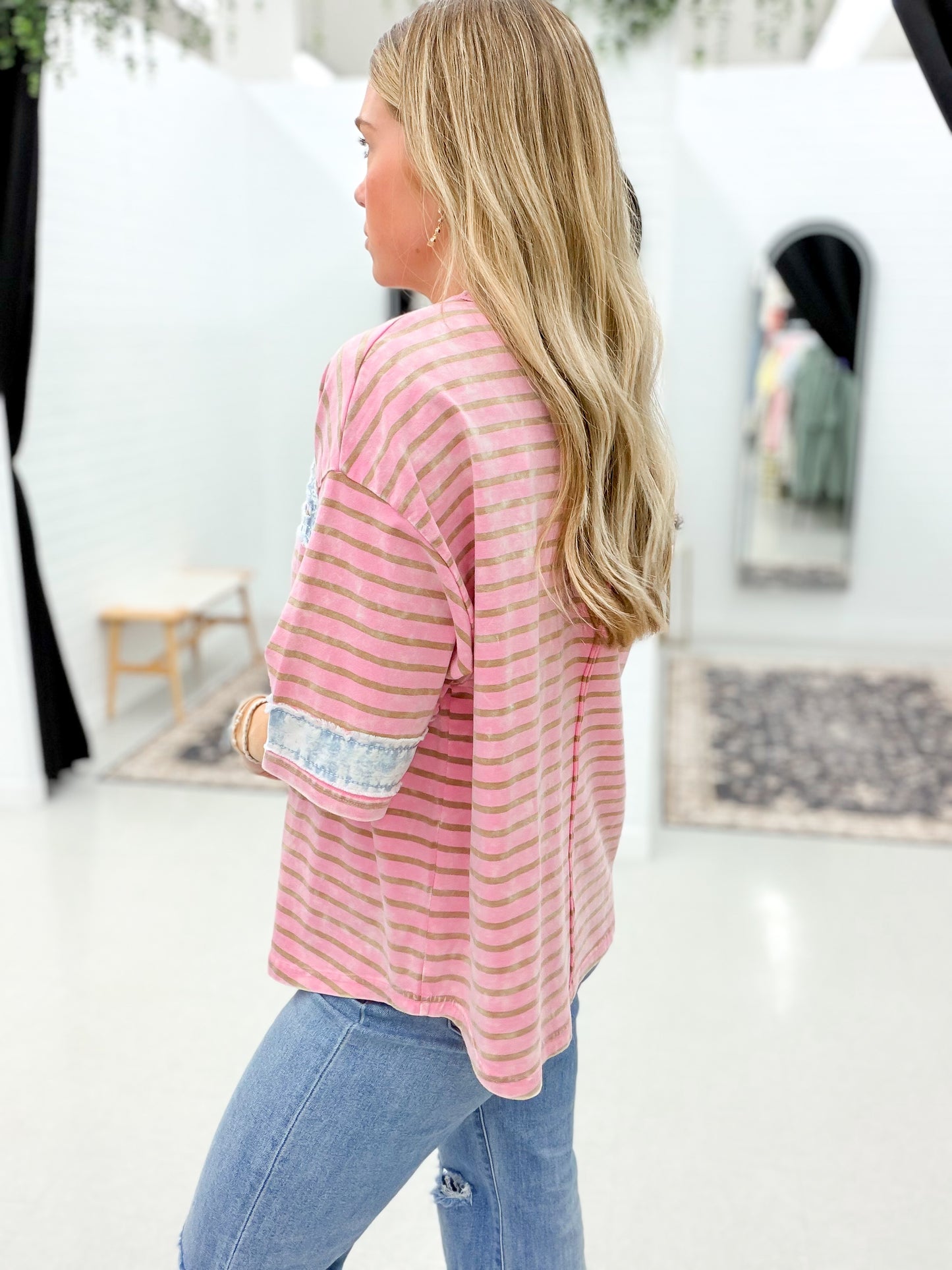 Wind Blows Washed Star Patch Top Pink