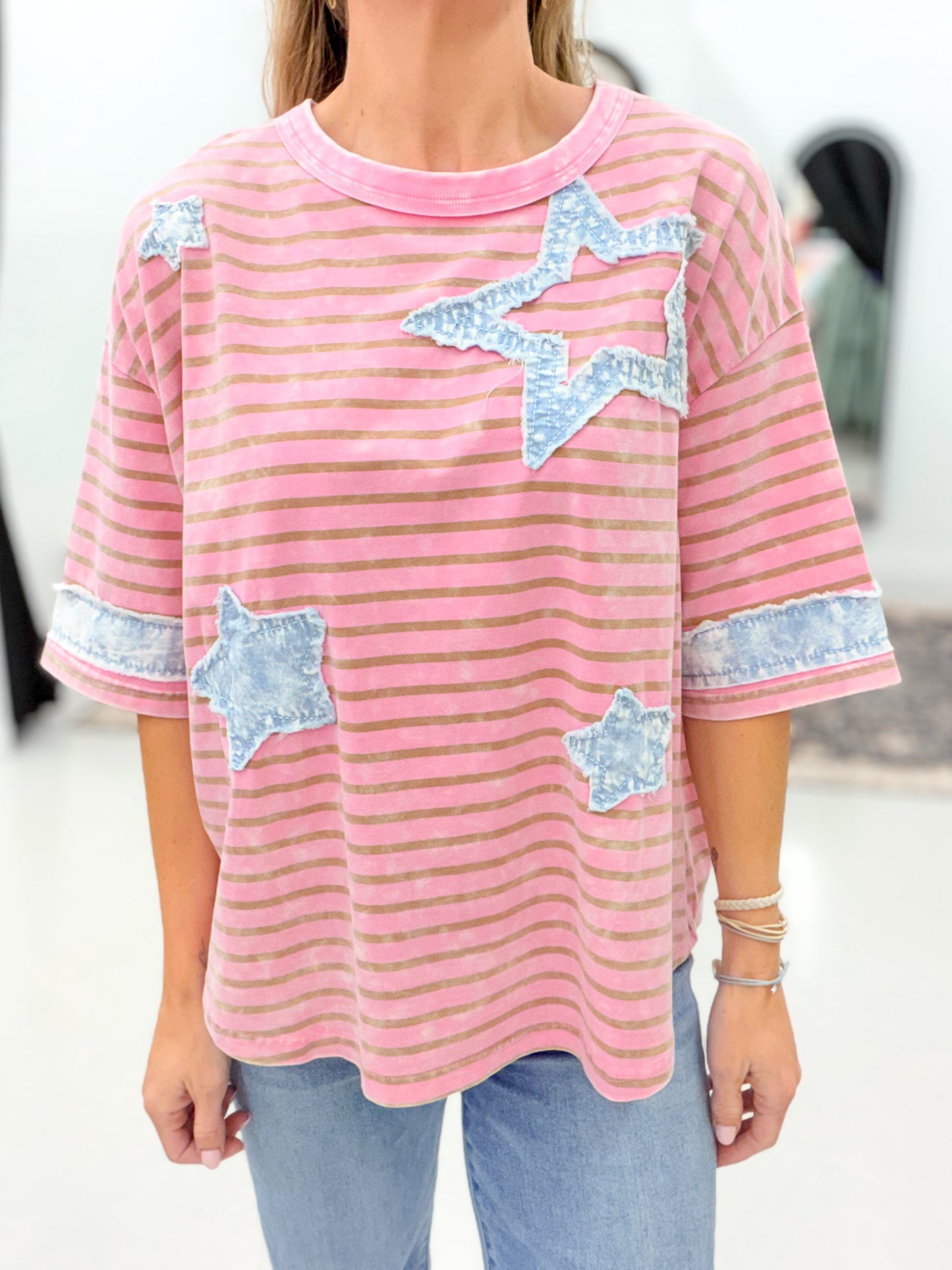 Wind Blows Washed Star Patch Top Pink