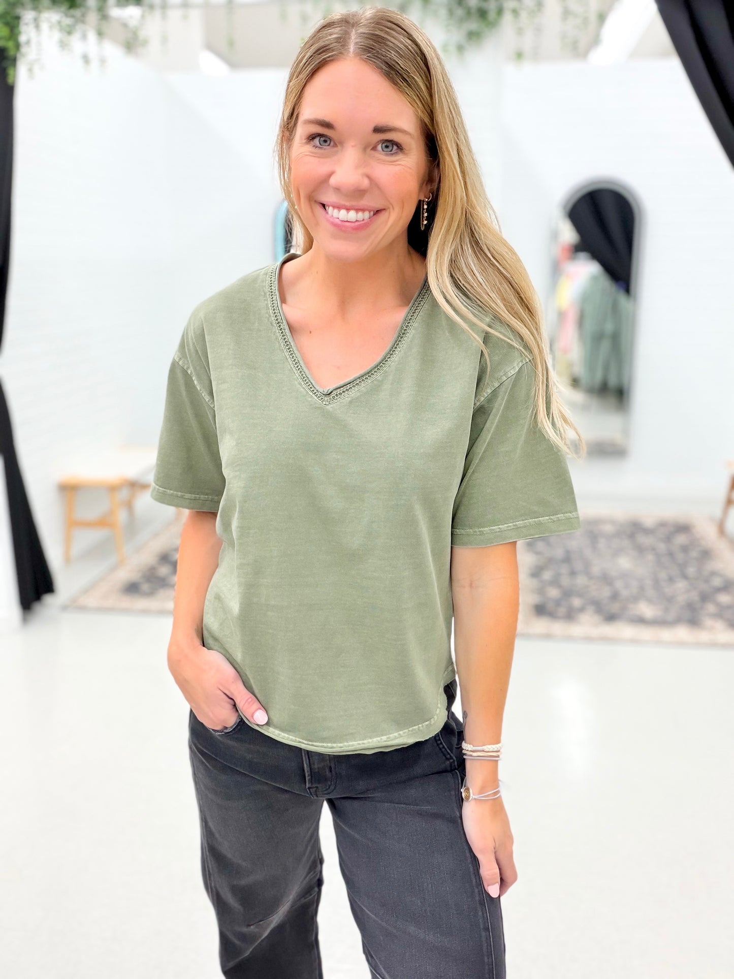The Ismeria Tee Olive