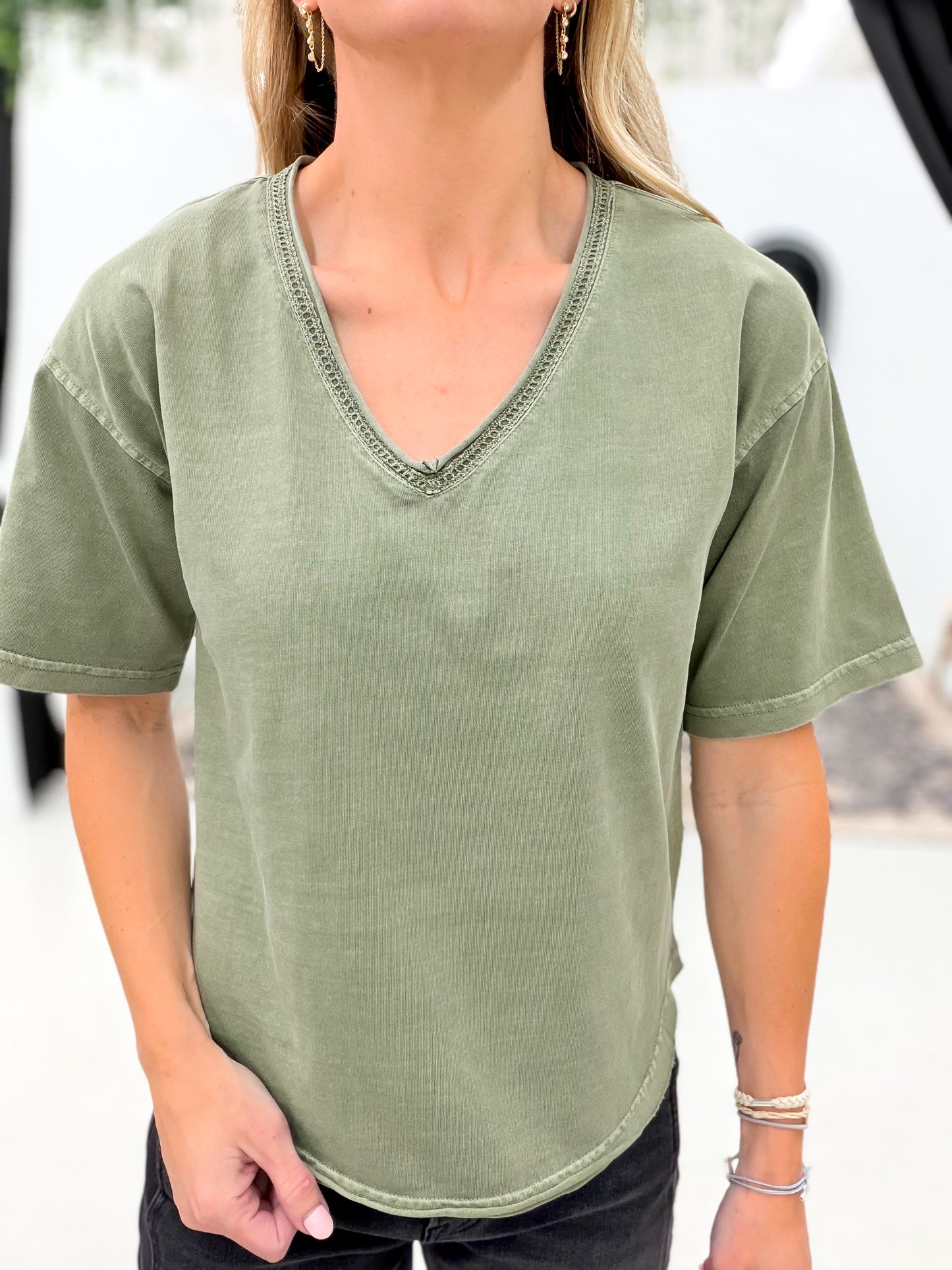 The Ismeria Tee Olive